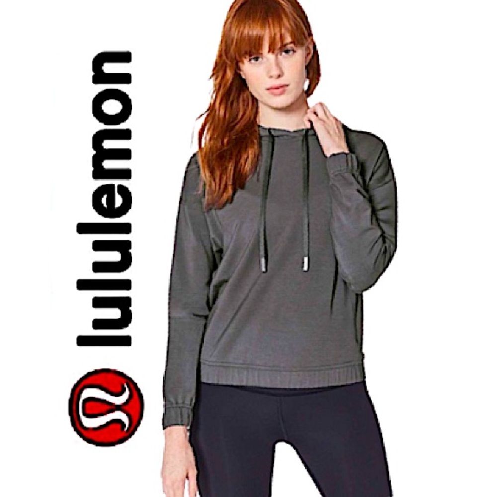 Lululemon. EUC. Gorgeous “Twisted and Tucked” Pullover Hoodie. Dark Shadow. 10